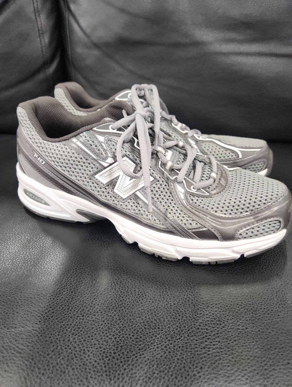 Size 8.5 Men's New Balance 740 Sneakers U740JCG Slate Grey/Black Cement